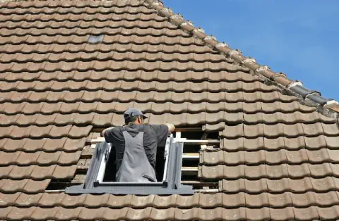 Pose de velux - Saintigny